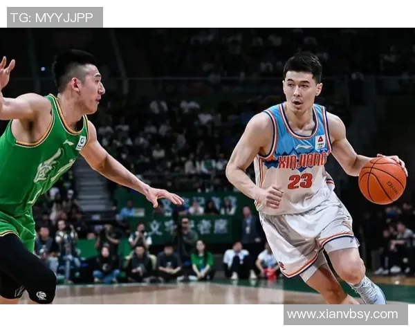 勇士与森林狼激战十二回合赛场上演精彩对决引发球迷热议 勇士与森林狼激战十二回合赛场上演精彩对决引发球迷热议